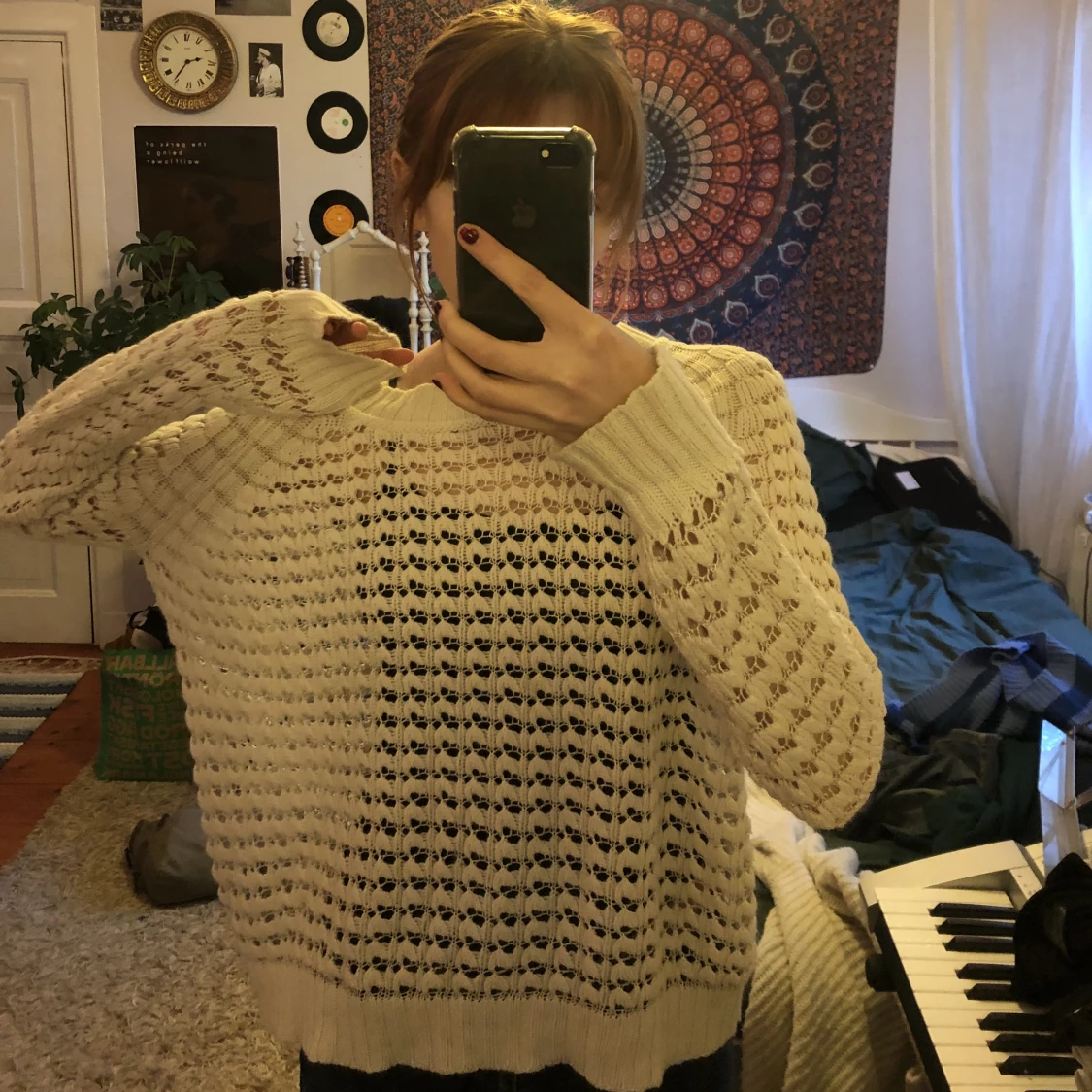 Stickad hålig tröja  - 90