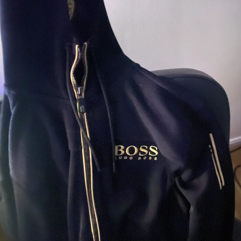 Hugo boss kofta - Hugo Boss | Plick Second Hand