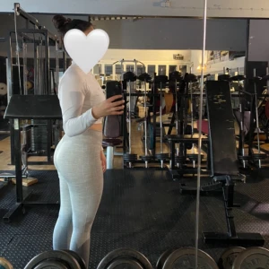 Tights - Gråa träningstights från icaniwill, storlek S🫶🏼 