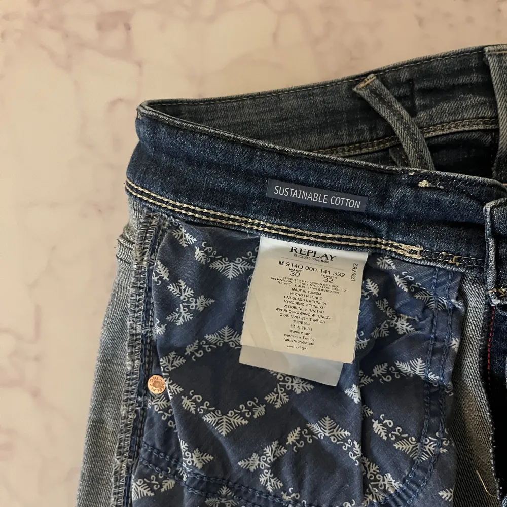 Modell: Anbass (1 Year Wash Jeans Dark Blue)  Skick: 10/10 (Nya) Retail: 1799 Mitt pris: 650kr   . Jeans & Byxor.