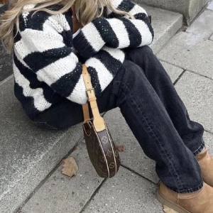 Low waist jeans  - Jeans från Gina tricot i jättefint skick. Low waist 