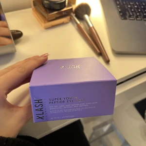 Xlash gelpads - Xlash gel pads helt oöppnade. Nypris är 629❤️