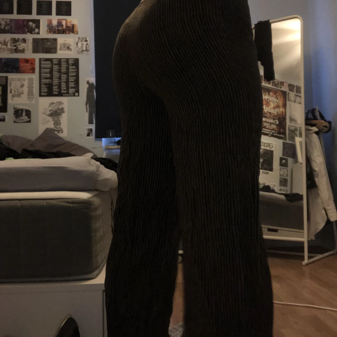 Brun- och svartrandiga byxor! - 91