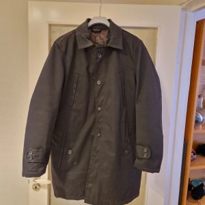 Matiniqu jacka - Matiniqu jacka  Använt fåtal gånger  Storlek XL