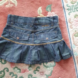 Jätte fin jeanskjöl - I mycket bra skick och passar tillallt