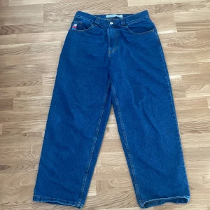 Big Boys Jeans  - Big boy skater jeans. Använda: 3 gånger. Jätte bra skick! 