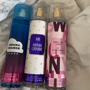 Ariana grande bodymist  - Säljer mina 3 bodymist av Ariana grande  för att dem inte kommer till användning, Dem är änvända typ 1-2 gånger bara så det är fortfarande rätt så mycket kvar dem är typ fortfarande som nya ! Säljer alla 3 för 150kr +frakt