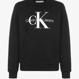 Calvin Klein crewneck - Strl L 