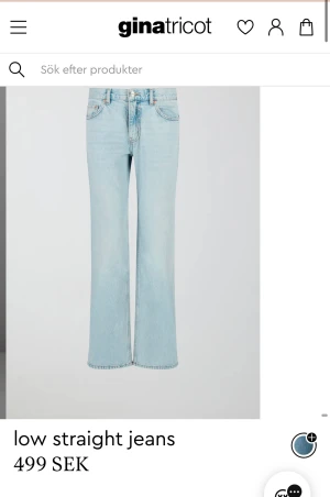 Gina low straight jeans - Ett par populära low straight jeans från Gina tricot. De är knappt använda och i bra skick då jag själv inte tycker att de passar mig. Kan diskutera pris. Byxorna är i storlek 40, men de passar mig som brukar ha 38💕