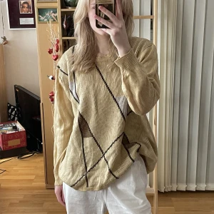 Brun sweater - En typisk grandpa sweater