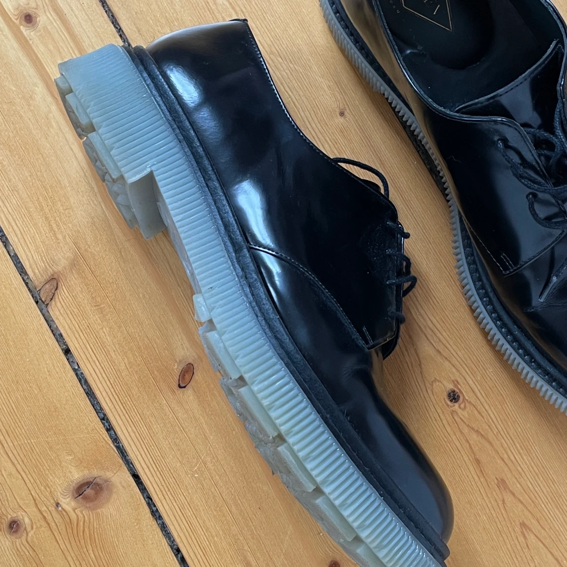 Adieu Type 132 - Black w Grey sole - 91