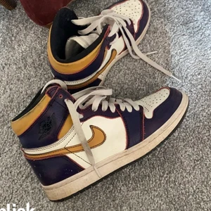 Jordans - Använda fåtal gånger. Storlek 36, sjukt unika och coola färger! 