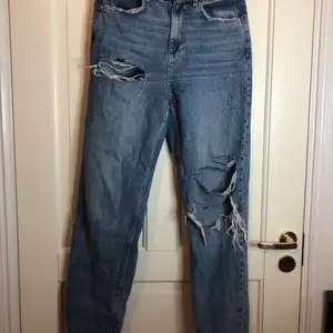 Sköna coola jeans storlek 34
