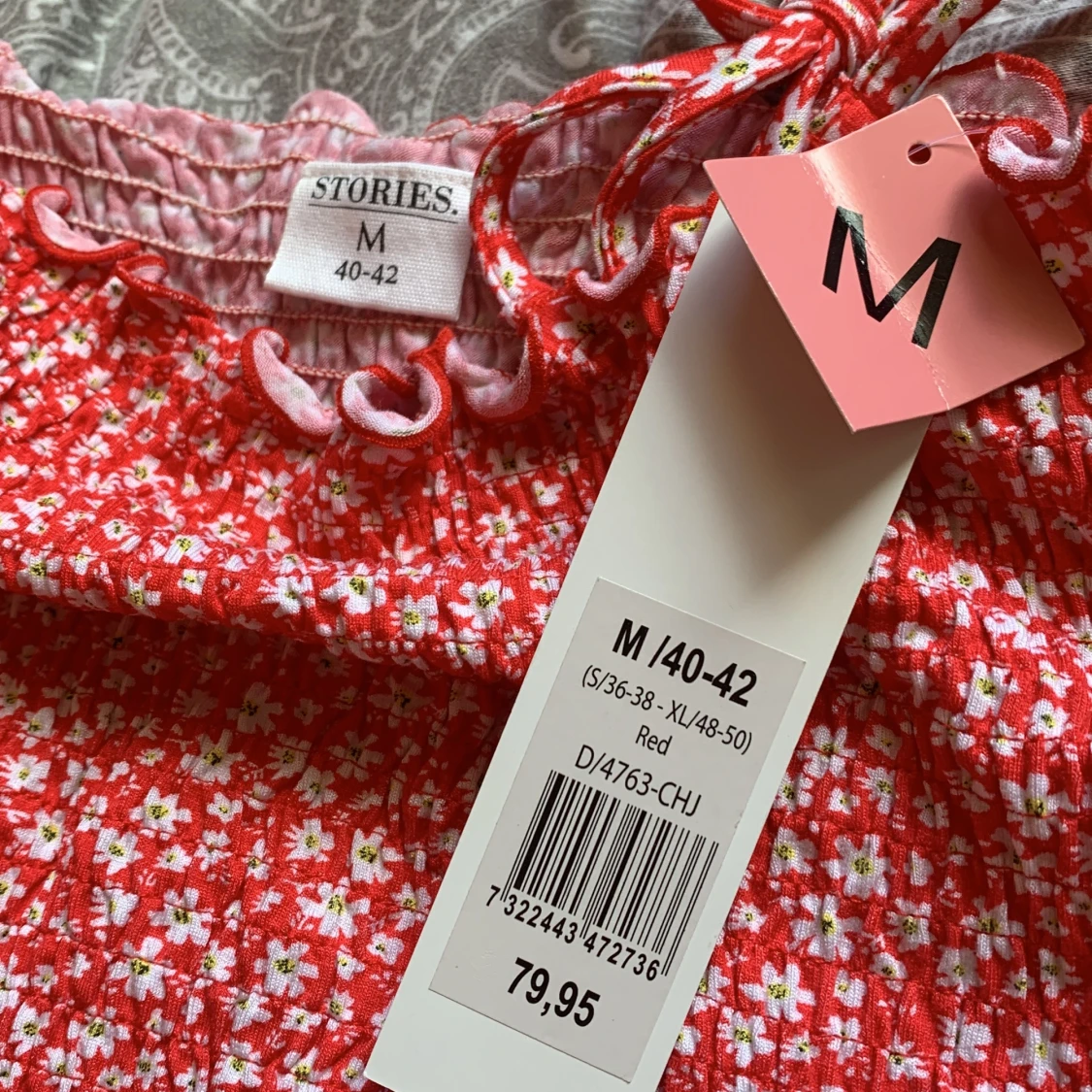 Röd-blommig topp - 91