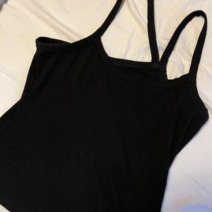 Linne NA-KD Angelica Blick - Svart Linne från nakd x Angelica Blick, storlek XS. Använd enstaka gånger.