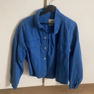 Jeansjacka  - Storlek Xs!  