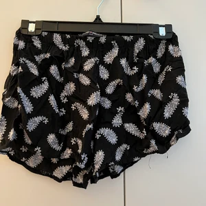 Mjuka shorts från Brandy melville - Mjuka shorts från Brandy melville. Storlek: s. 