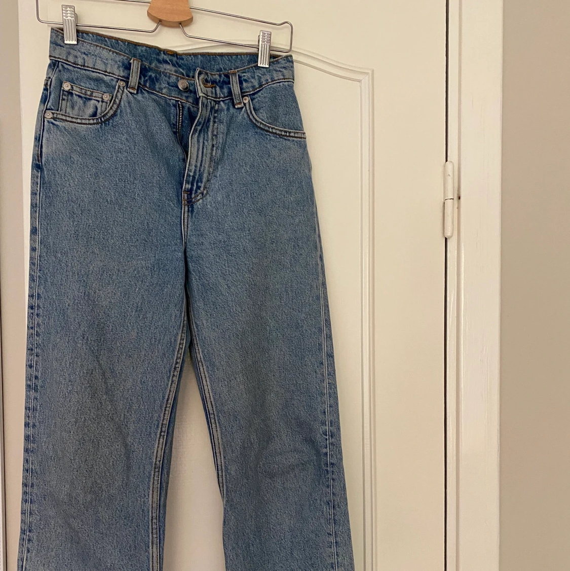 Croppade jeans från arket