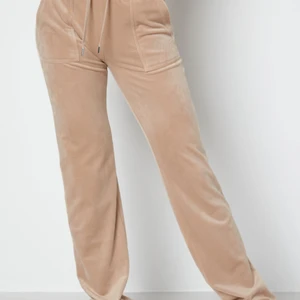 Juicy byxor - Säljer pågrund av att dem inte satt som jag ville! 