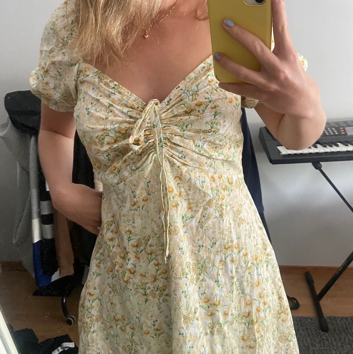 Blommig klänning  - 90