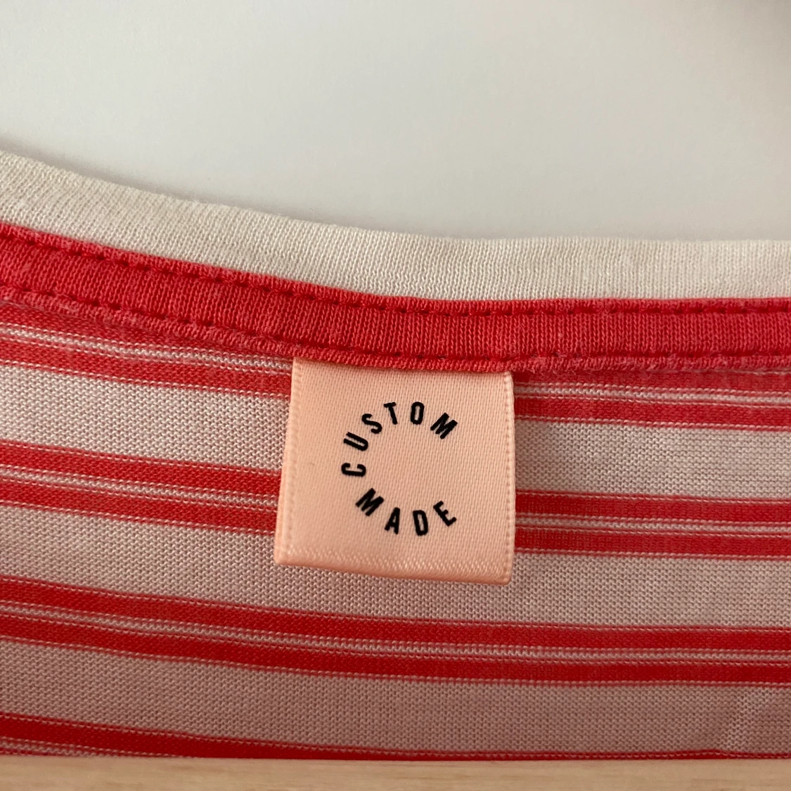 Volang T-shirt från custom made strl L - 90