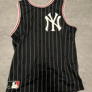 New York Yankees Jersey linne. Bra skick, inga defekter. 