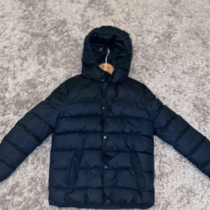 Zara jacka - Höst/vinter jacka  Storlek: 13-14 är (155-165cm) Bra skick