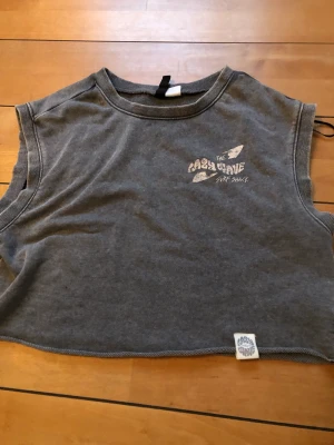 Linne - Topp från H&M! Frakt tillkommer på 30kr😍