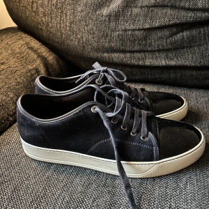 Lanvin Cap Toe - Storlek 7 41 En flaw på toe box, ingen box.