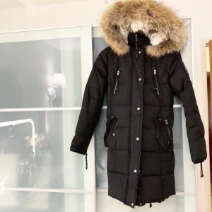 Rock and Blue - Säljer min älskade vinter jacka då den blivit för liten. Strl 36 men liten i storleken. Äkta päls i luvan  