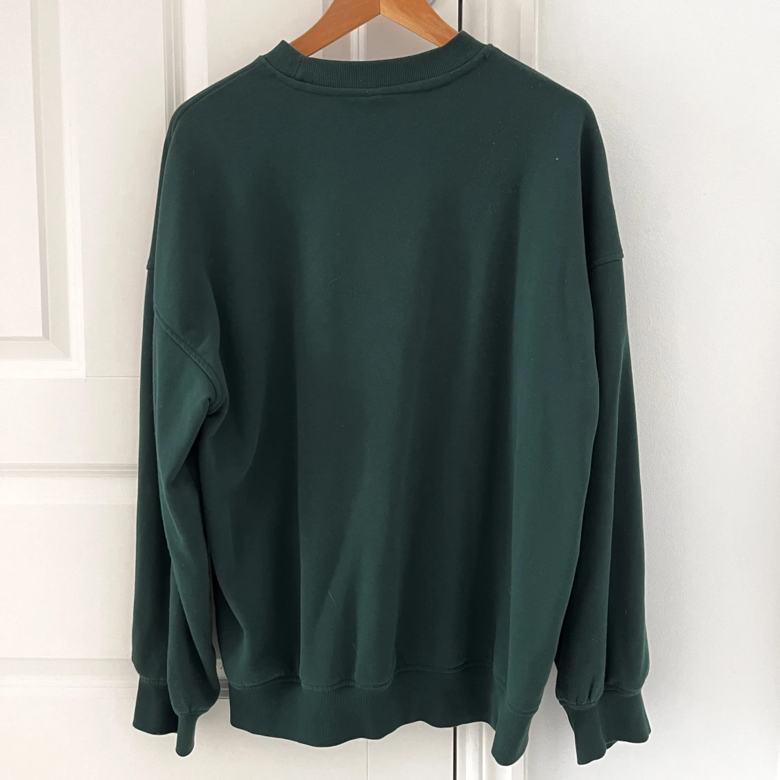 Mörkgrön tjocktröja med tryck H&M - 90