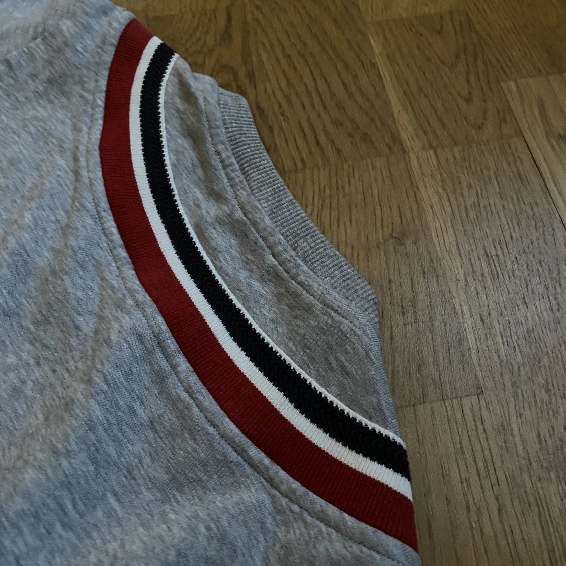 Moncler swetshirt  - 90