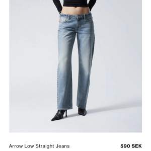 Lågmidjade jeans från Weekday i modellen Arrow low straight jeans, Stl 26/32! Nyskick! +65kr frakt (spårbar)