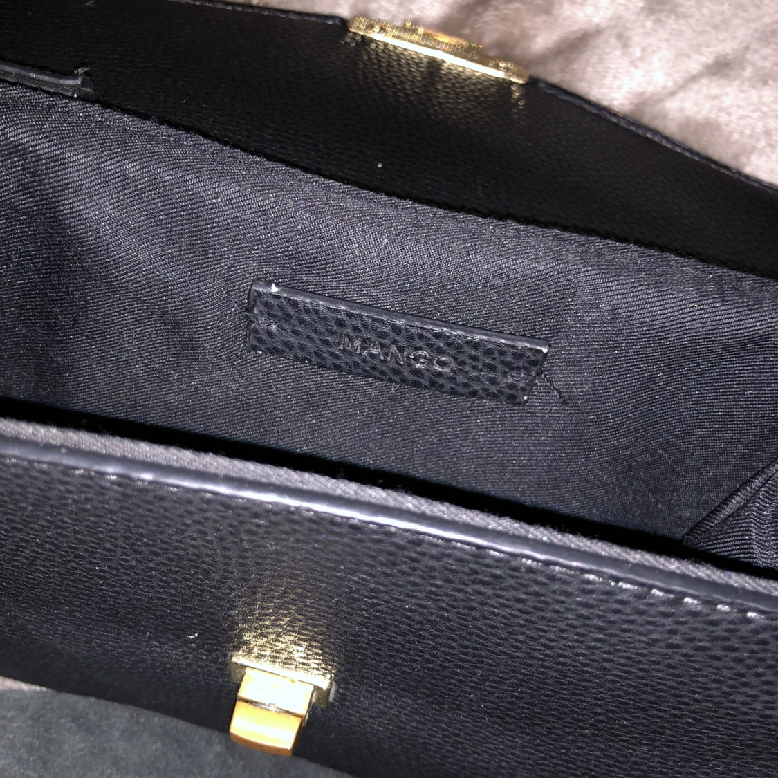 MANGO axelremsväska  - 90