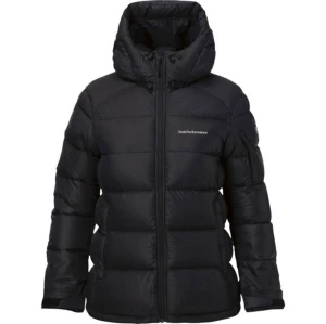 Peakperformance jacka - Intressekoll på min peak jacka!! Färg svart och är i nytt skick! Skrev för fler bilder och buda