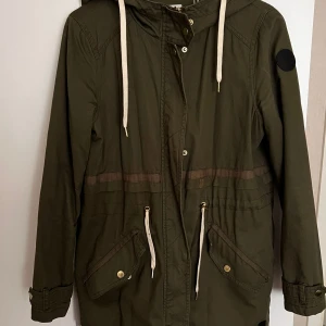 jacka  - jacka från veromoda använd bara 1gång 