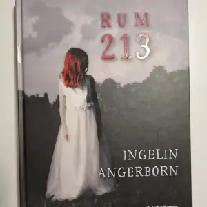 Säljer första boken i Mebel-trilogin skriven av Ingelin Angerborn. Lite läskig bok för barn/ungdomar. Pris kan diskuteras. Perfekt skick ❗️Köp inte direkt, jag tar swish❗️