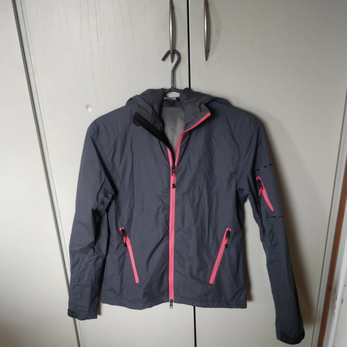 Funktionsjacka/ vindjacka  - 90