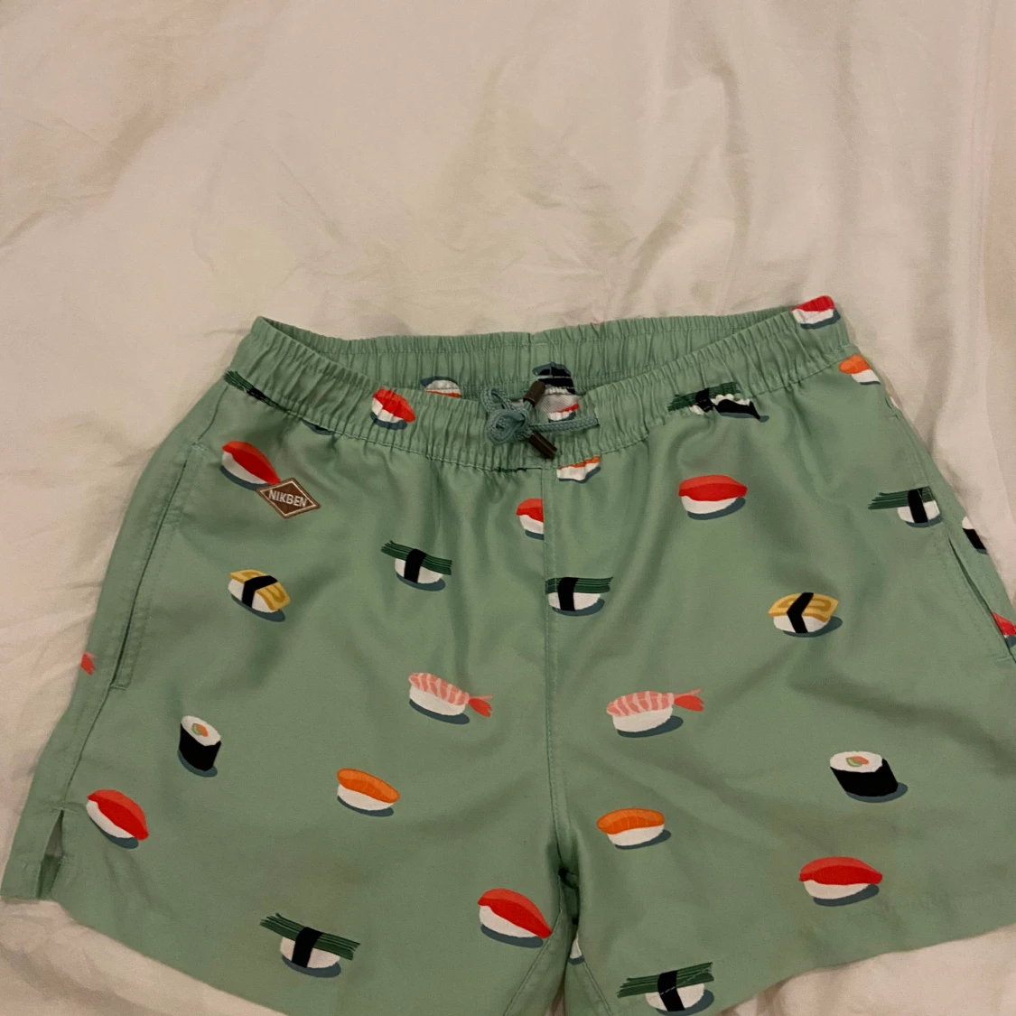 Nikben sushi badbyxor