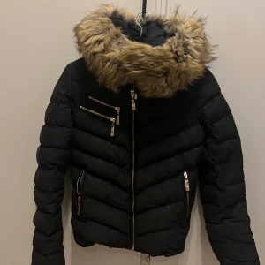 Hollies jacka - Jacka från hollies strl 34 fint skick