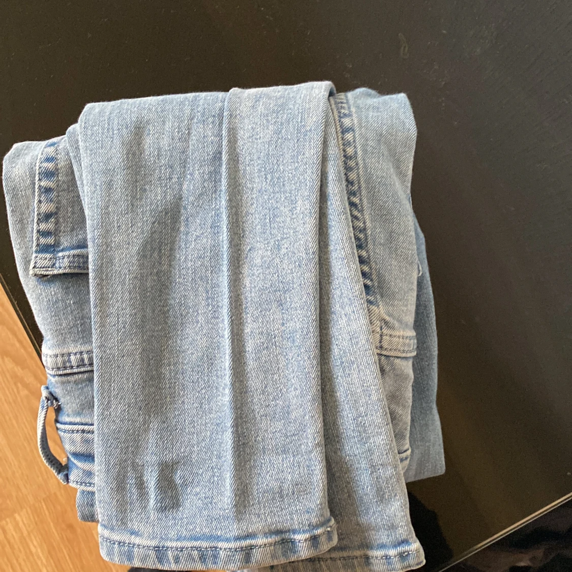 Ljusblåa jeans  👖  - 91