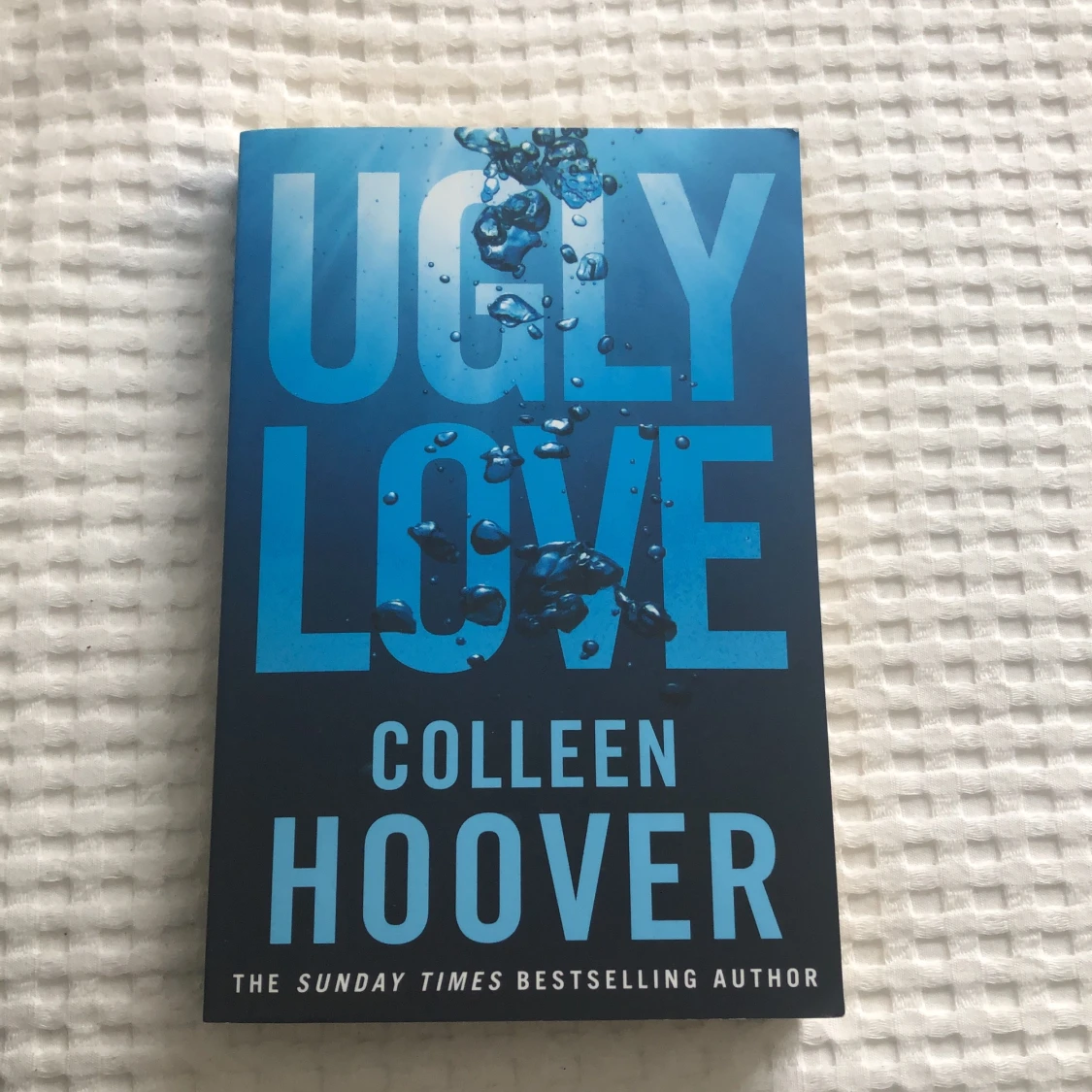 Colleen Hoover - UGLY LOVE