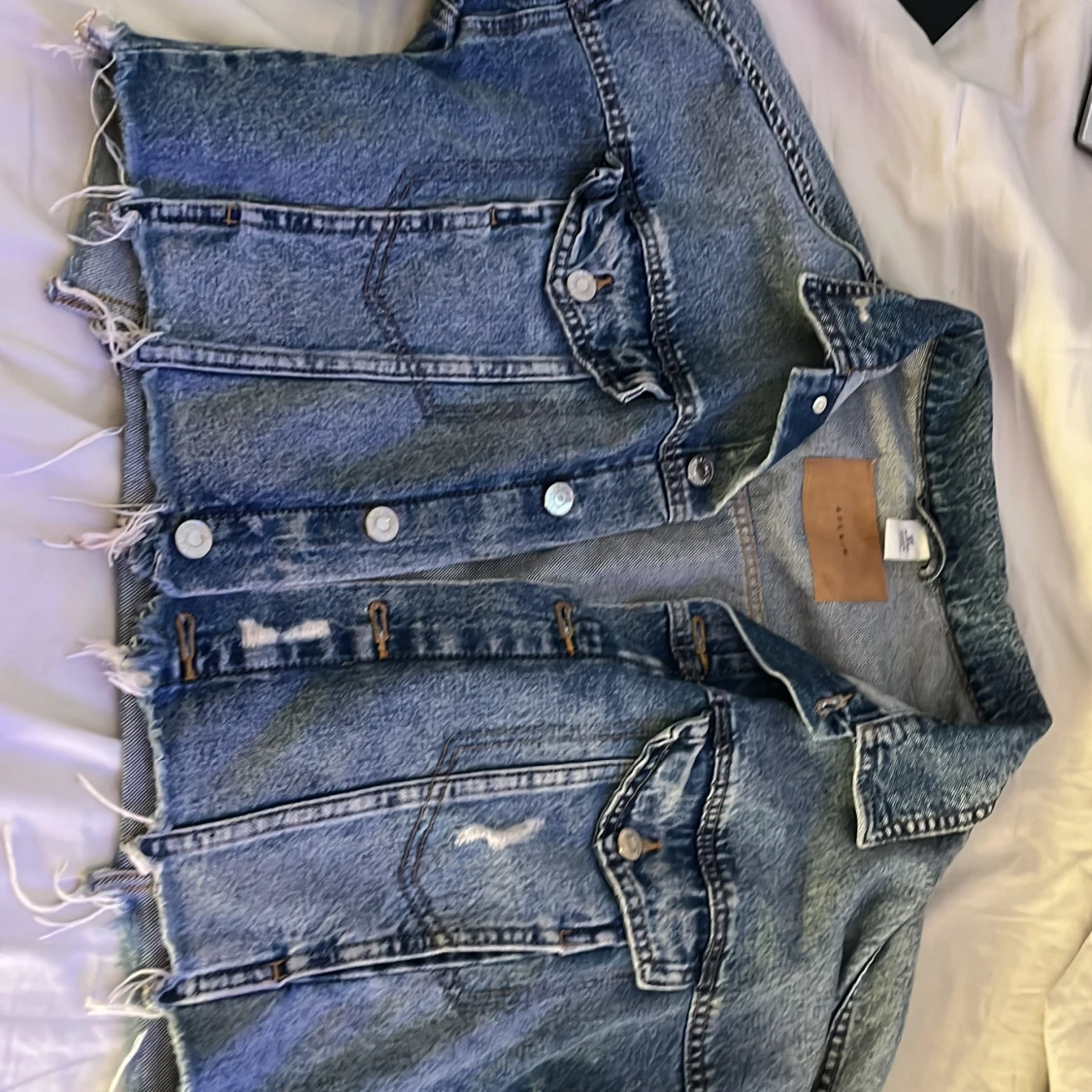 En jeans jacka från h&m, storlek s - 90
