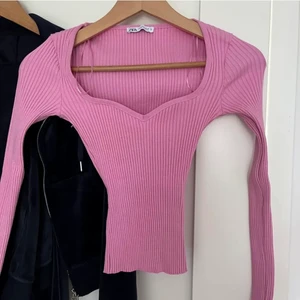 Zara tröja - Populär tröja ifrån zara, använd en gång