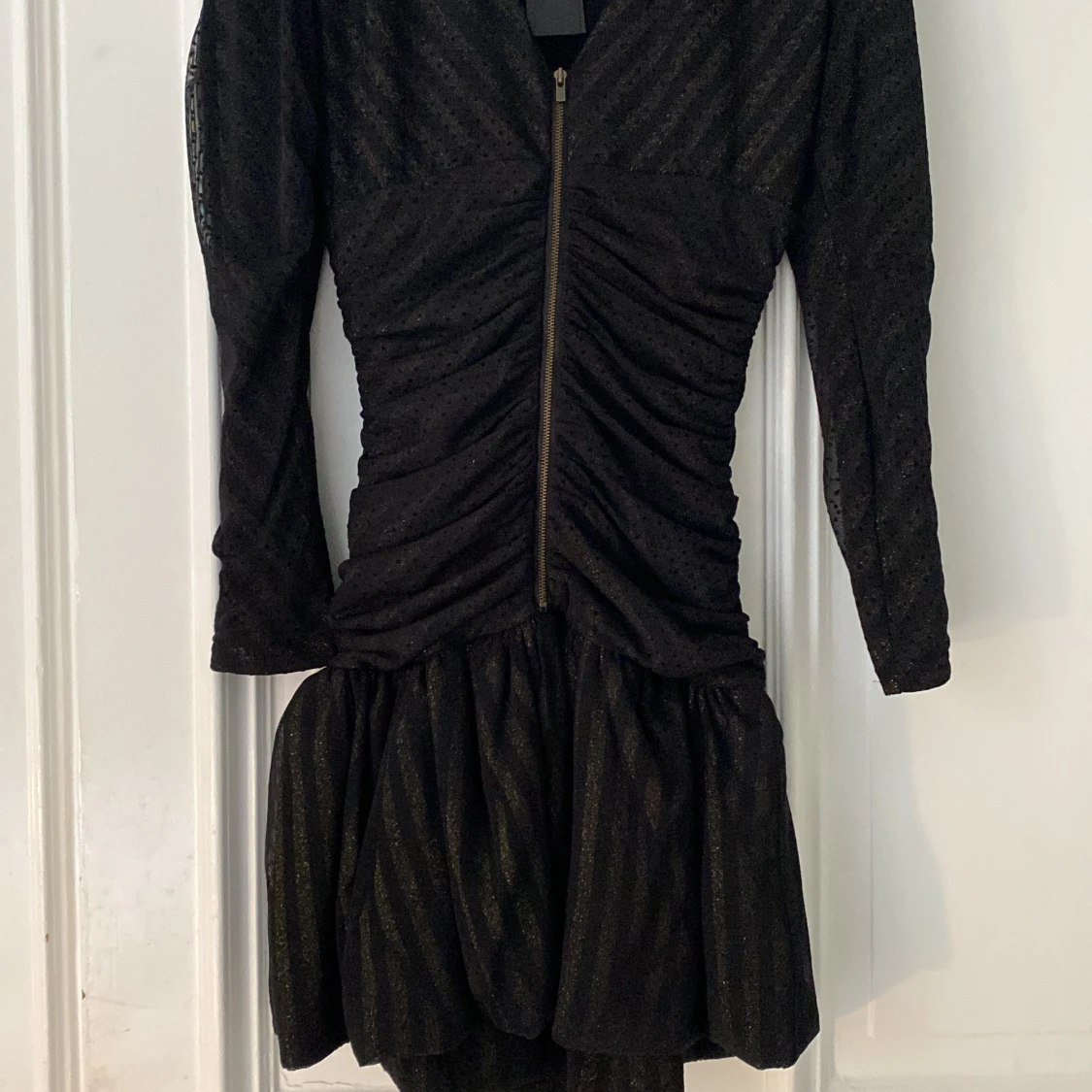 Oanvänd Maje klänning (65% billigare)  - 91