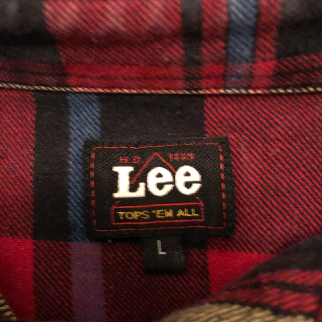 Röd flanellskjorta  - 90