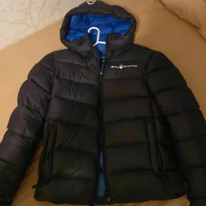 SAOL recing jacka storlek x small - Bra skick vinter jacka 