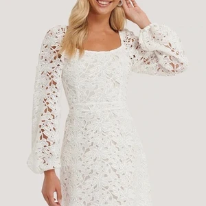 Klänning från nakd - Köpt här på Plick men aldrig använd, lappen finns kvar