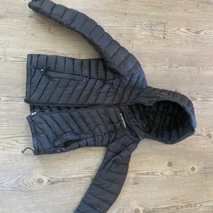 peak performance jacka - storlek S, fint skick 