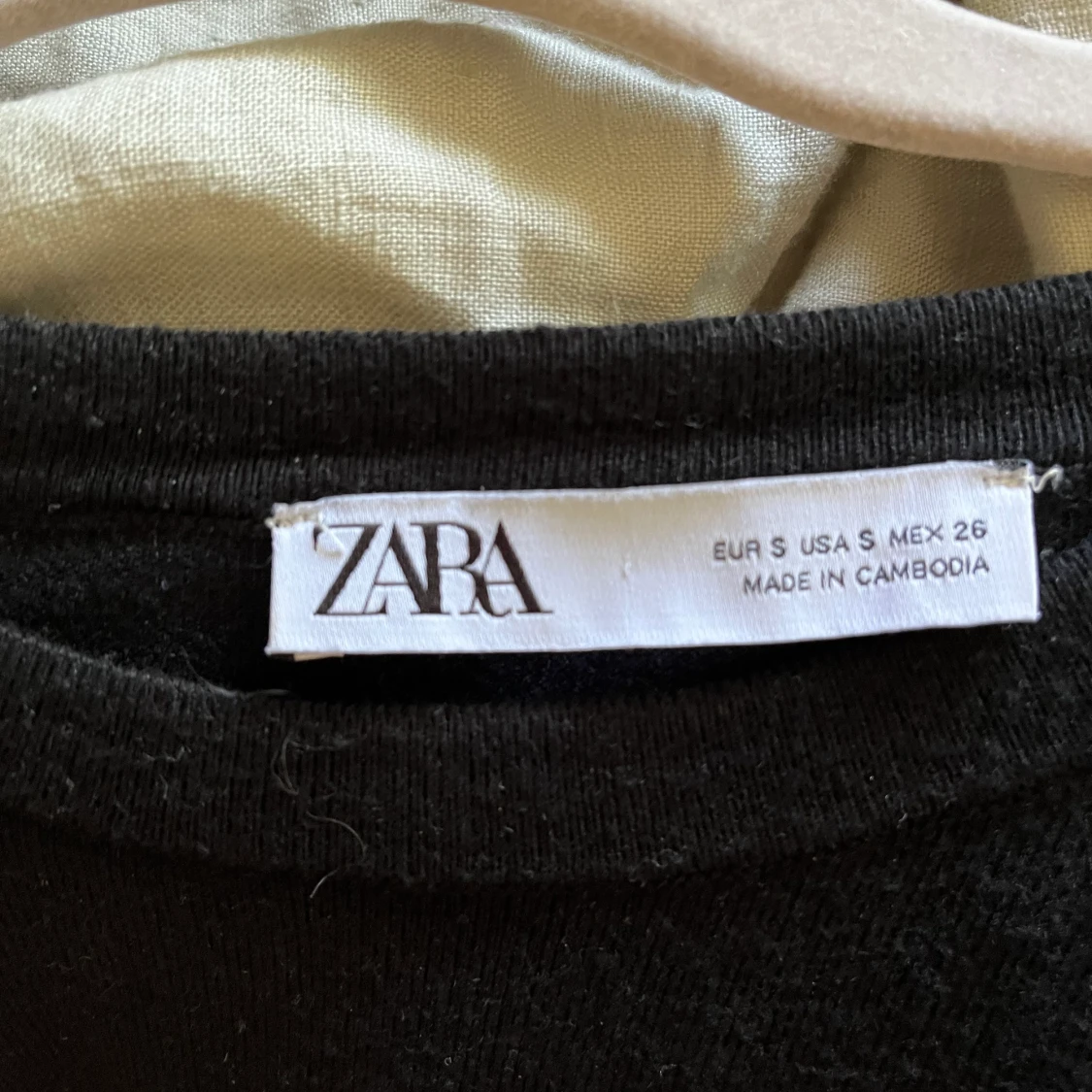 Super populär stickad tröja med knappar från zara!!! - 90